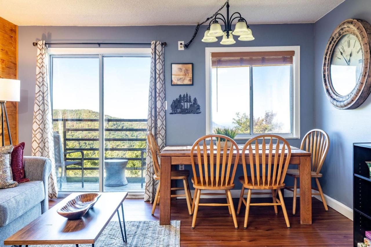 Wow Views!!-Mountain Escape-Outdoor Pool-Close To Downtown-Wifi-Cable-Private Balcony Gatlinburg Ngoại thất bức ảnh